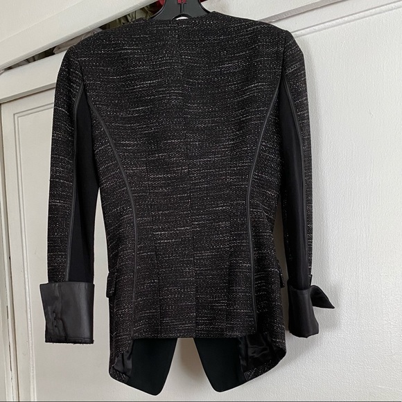 Blazer - Picture 2 of 2